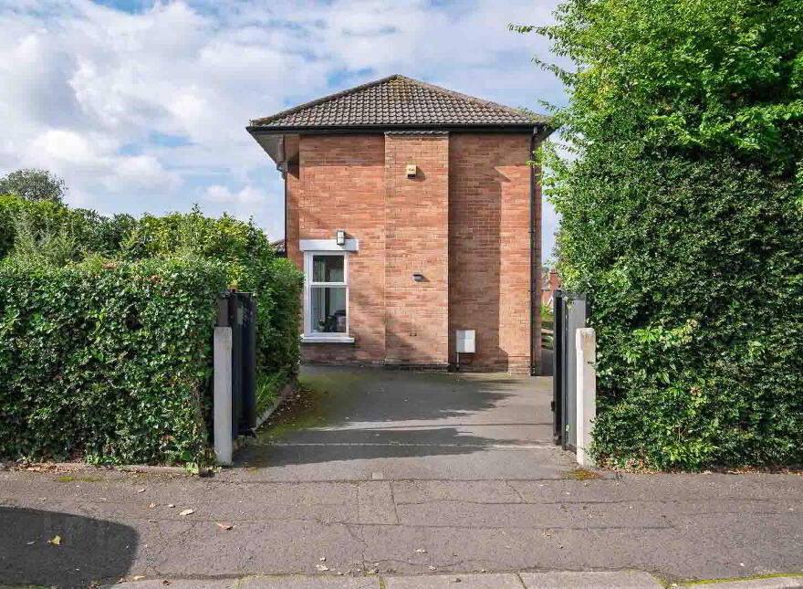 43 Cairnburn Crescent, Belfast, BT4 2HU