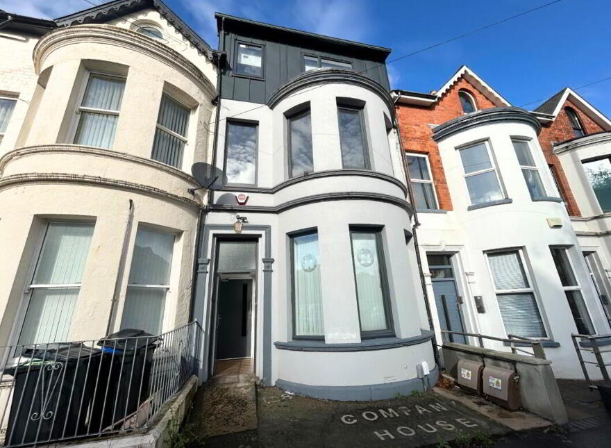 138 University Street, Belfast, BT7 1HH
