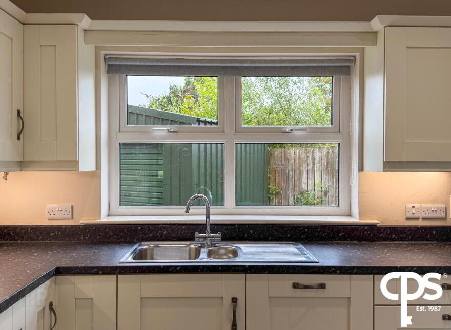 1 Seven Oaks, Armagh, BT60 1EG