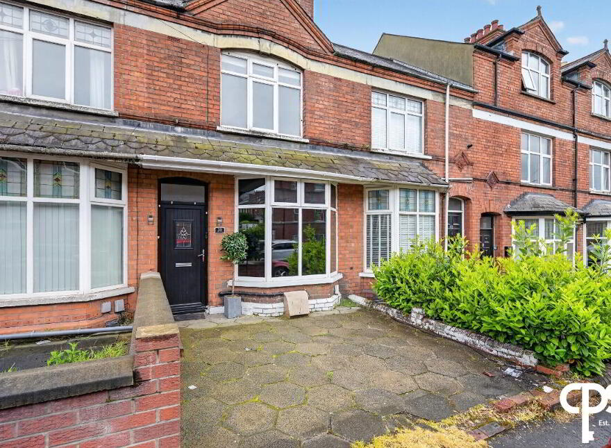 38 Tates Avenue, Belfast, BT9 7BY
