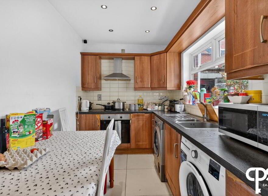 38 Tates Avenue, Belfast, BT9 7BY
