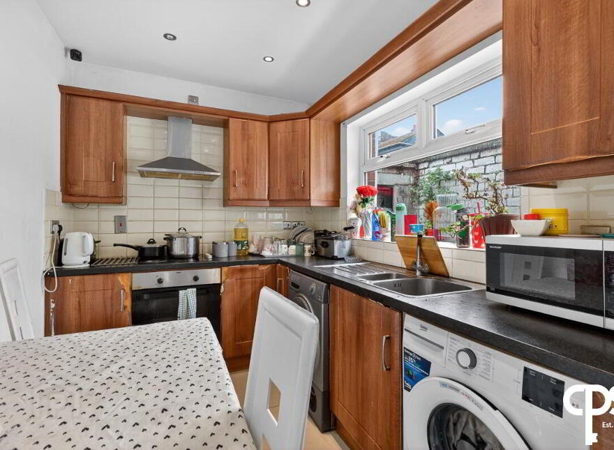 38 Tates Avenue, Belfast, BT9 7BY