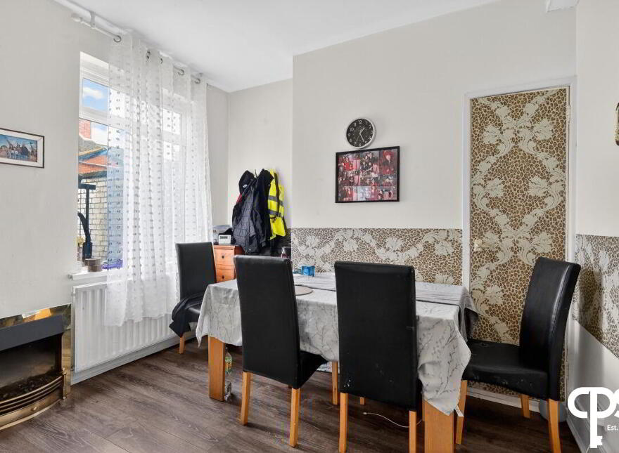38 Tates Avenue, Belfast, BT9 7BY