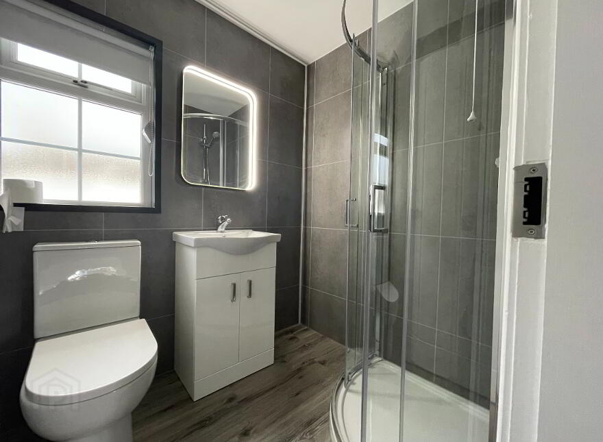 26 Riverdale, Ballymena, BT42 2JB