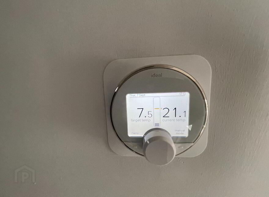 26 Riverdale, Ballymena, BT42 2JB