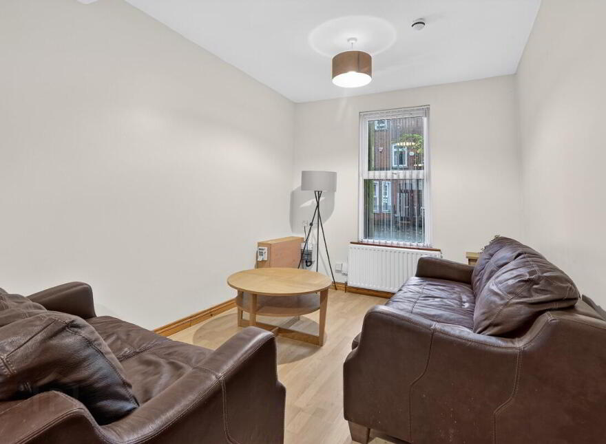 6 Collingwood Avenue, Belfast, BT7 1QT