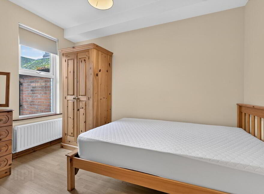 6 Collingwood Avenue, Belfast, BT7 1QT