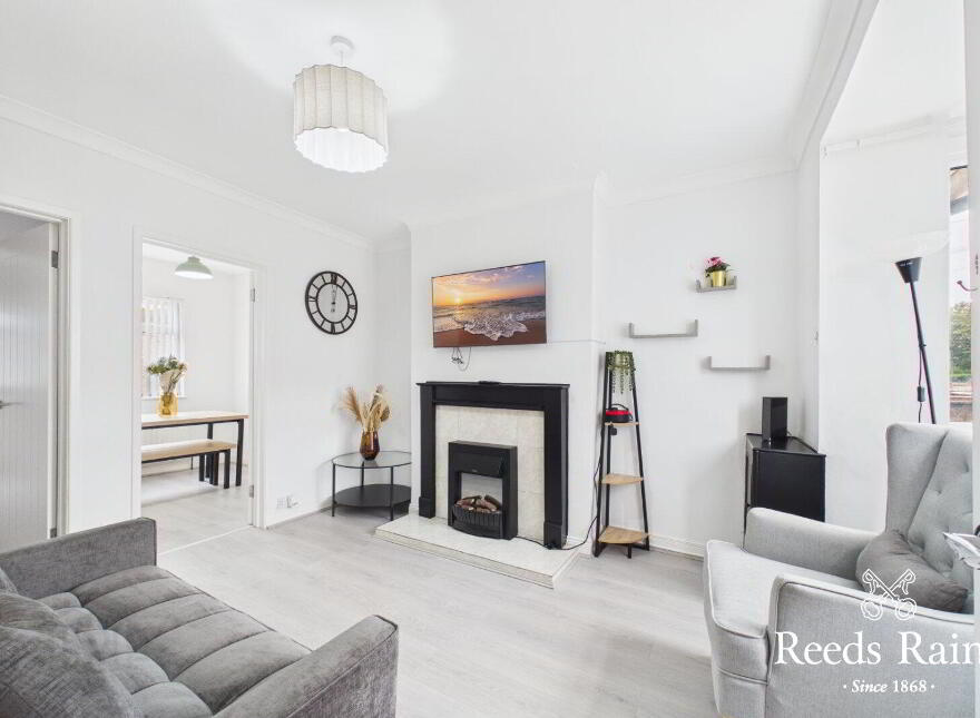 32 Bloomfield Parade, Belfast, BT5 5AS
