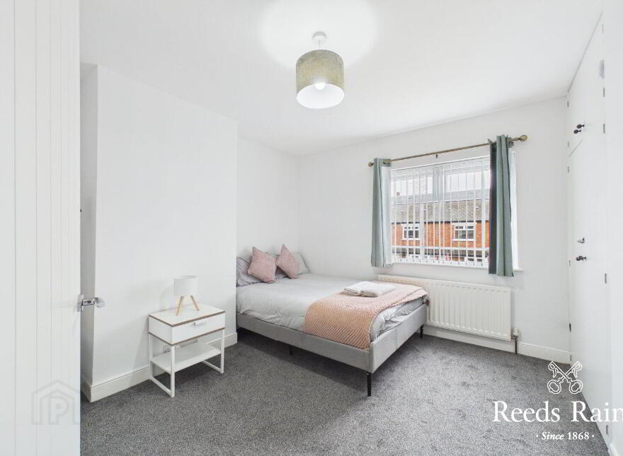 32 Bloomfield Parade, Belfast, BT5 5AS