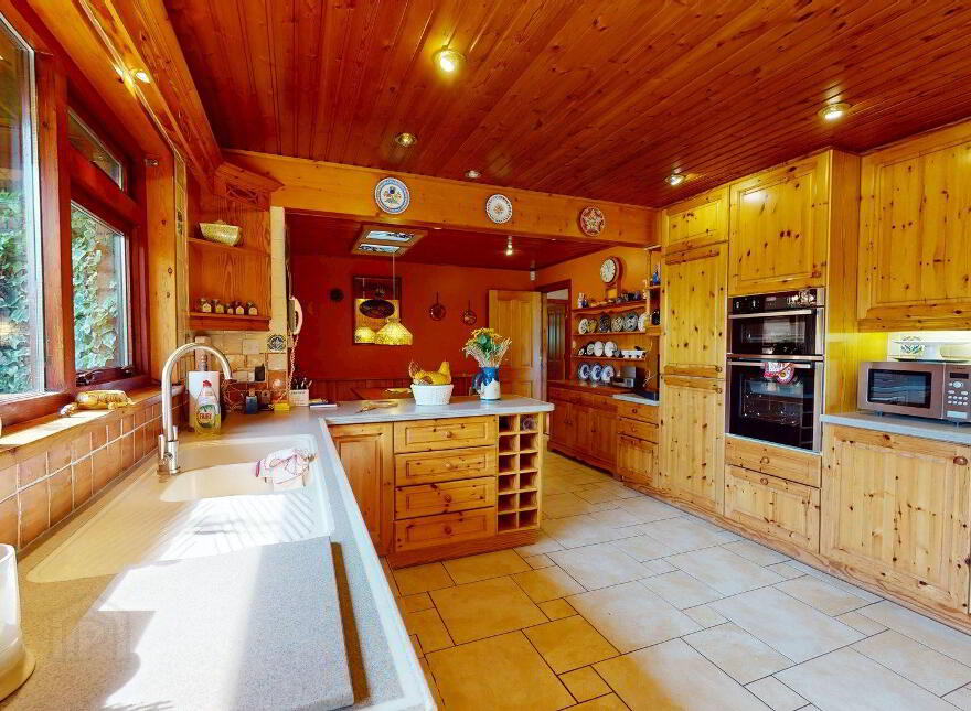 5 Heathfield, Culmore Road, Derry-Londonderry, BT48 8JD