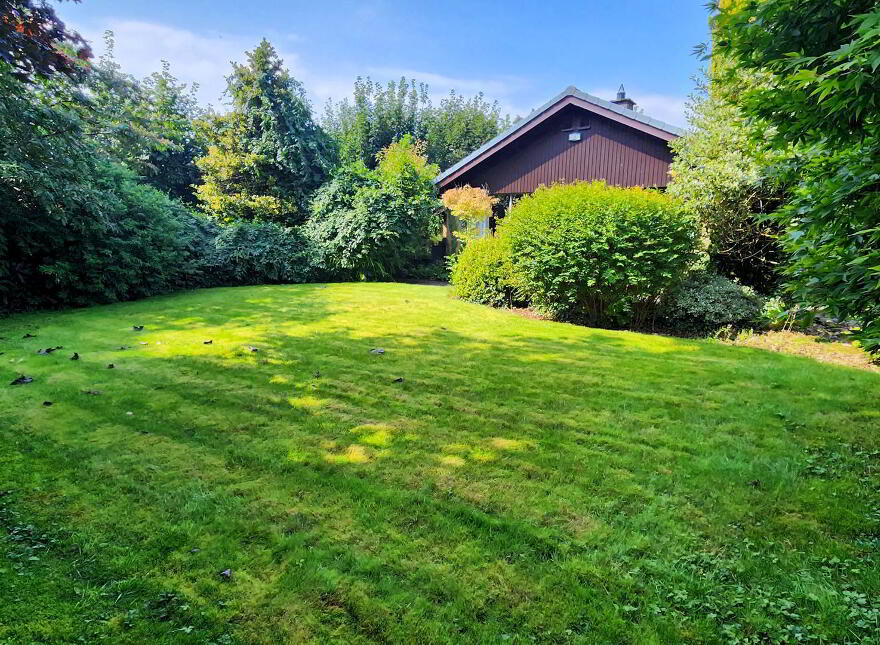 5 Heathfield, Culmore Road, Derry-Londonderry, BT48 8JD