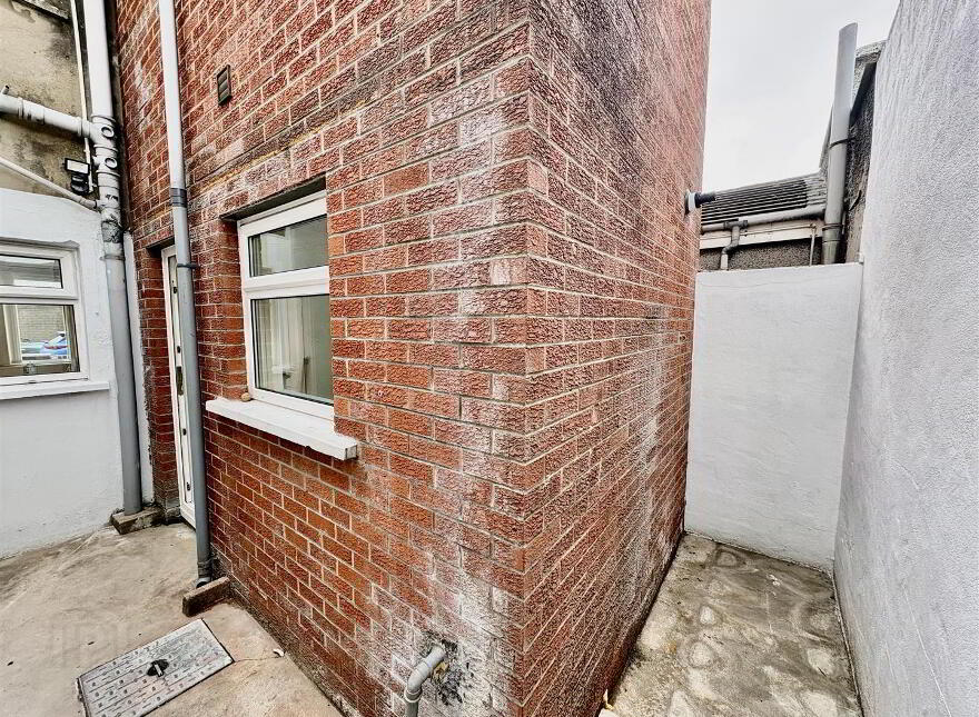 26 Greenville Street, Belfast, BT5 5AG