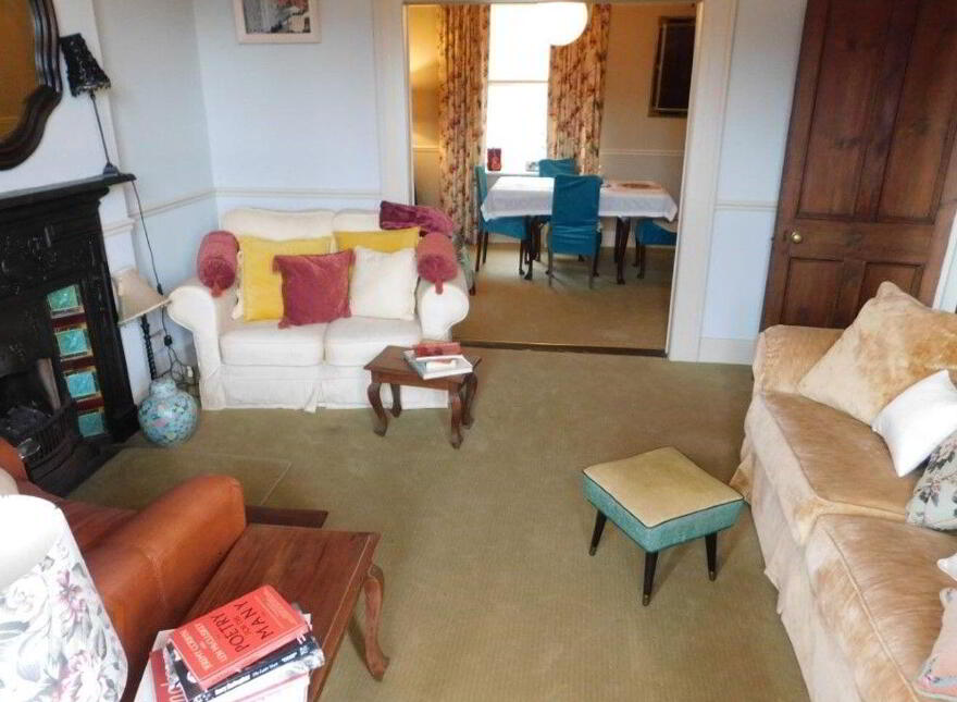 7 Roseneath Villas, Military Road, St. Lukes, T23TD0H