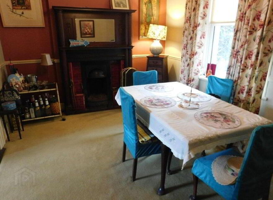 7 Roseneath Villas, Military Road, St. Lukes, T23TD0H
