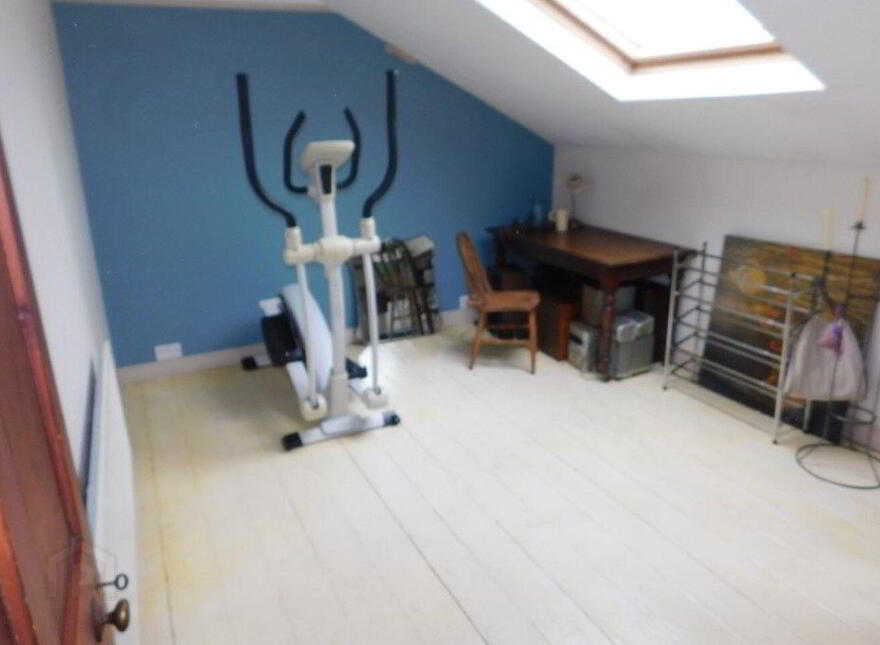7 Roseneath Villas, Military Road, St. Lukes, T23TD0H