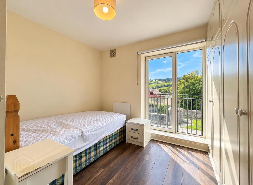 Apartment 3 Grubb's Court House, The Quay, Clonmel, E91F292