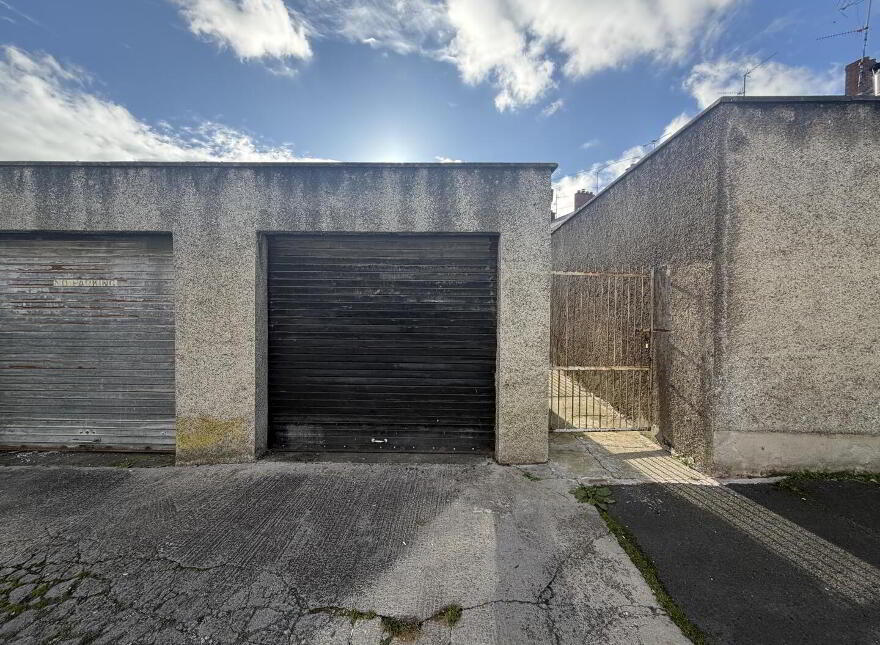 Garage At, Fox Street, Portadown, BT62 3HZ
