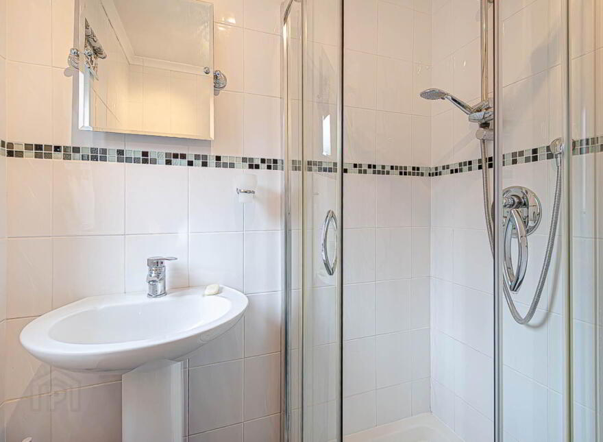 7 Florida Drive, Ravenhill, Belfast, BT6 8EX