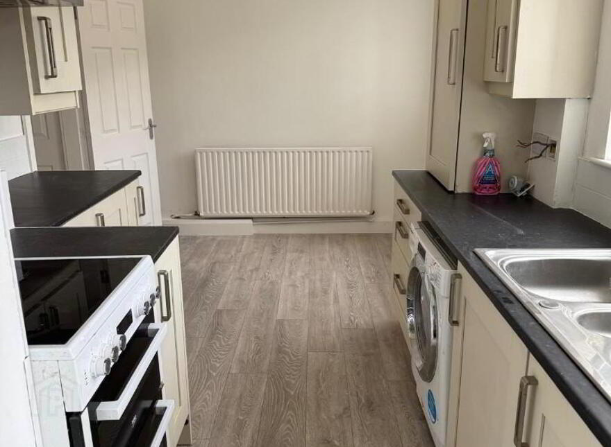 6 Drumnamoe Avenue, Lurgan, BT67 9EW