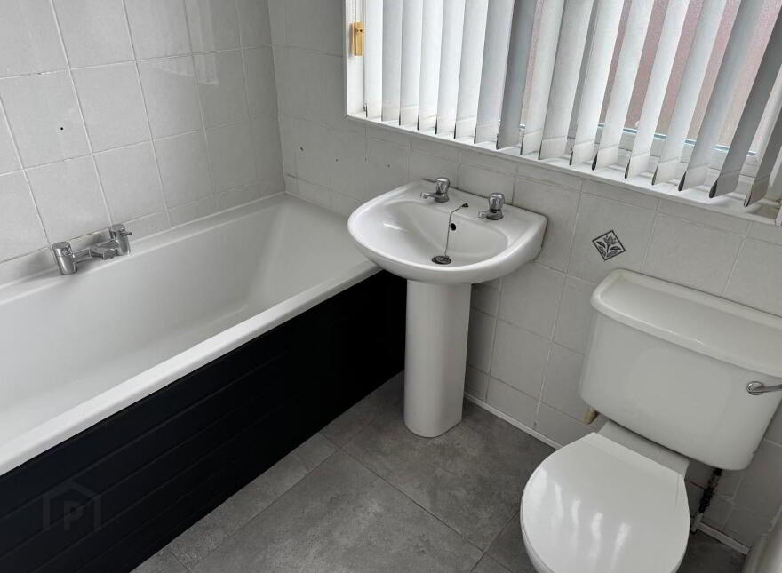 6 Drumnamoe Avenue, Lurgan, BT67 9EW