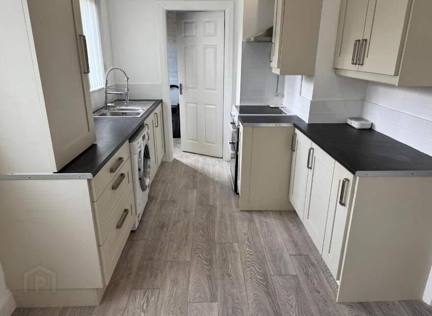 6 Drumnamoe Avenue, Lurgan, BT67 9EW
