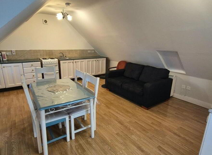 Flat 1, 24 Leinster Street, Athy, R14PX95