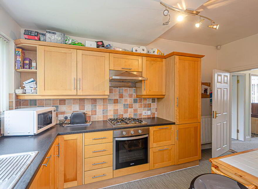 421 Cregagh Road, Belfast, BT6 0LF