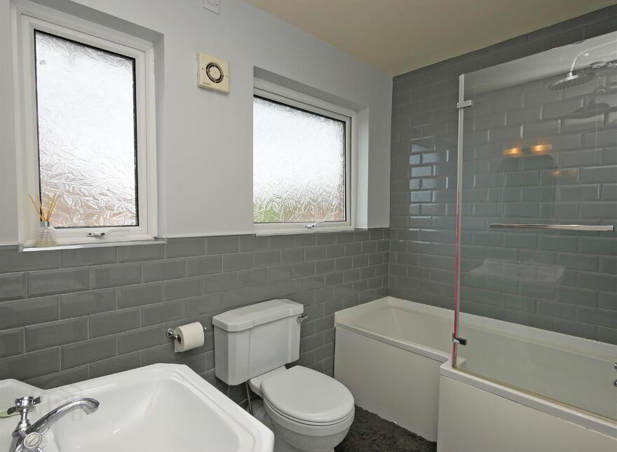 42 Newton Park, Four Winds, Belfast, BT8 6LJ