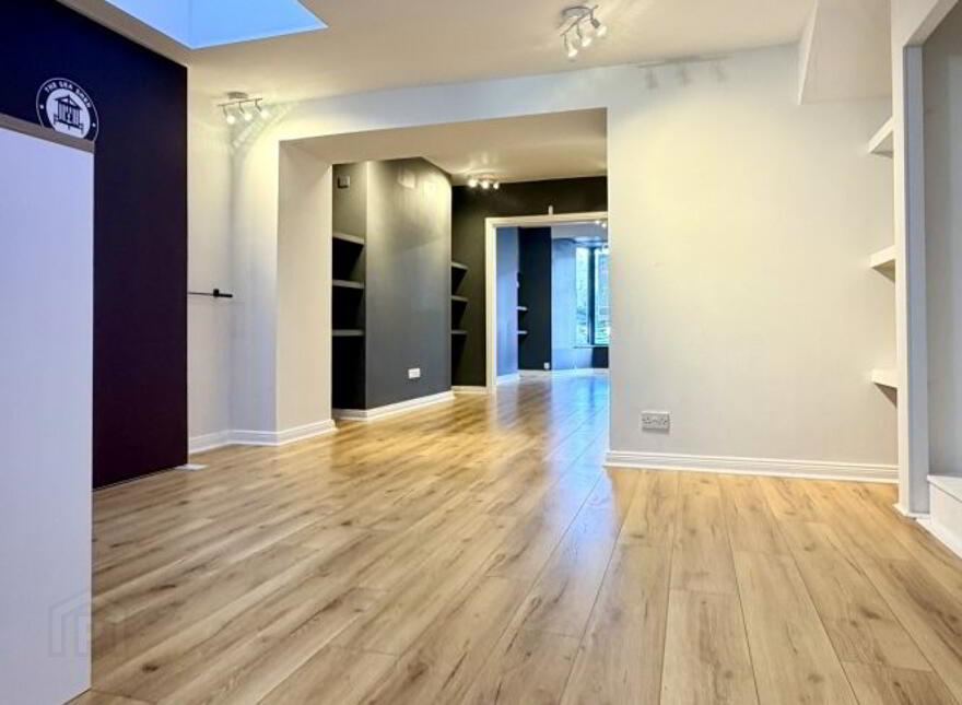35 Church Road, Holywood, BT18 9BU