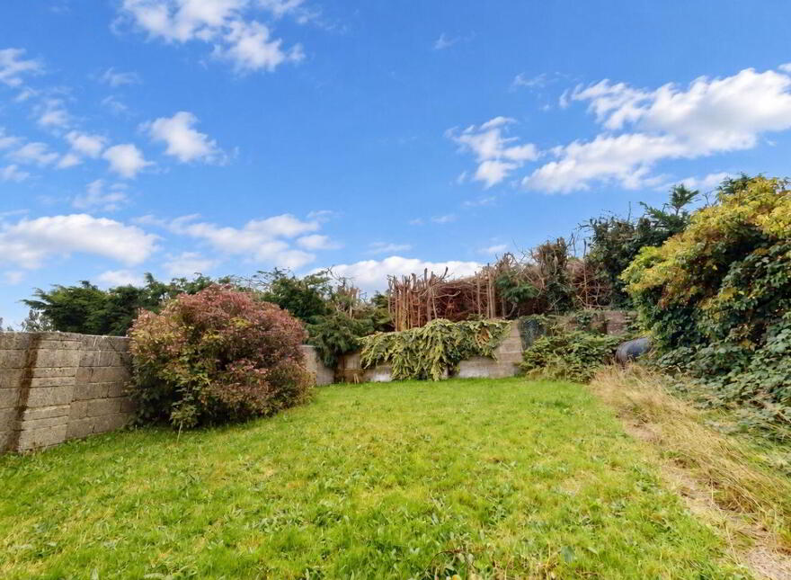 15 Bayview Drive, Wexford Town, Y35K0W7