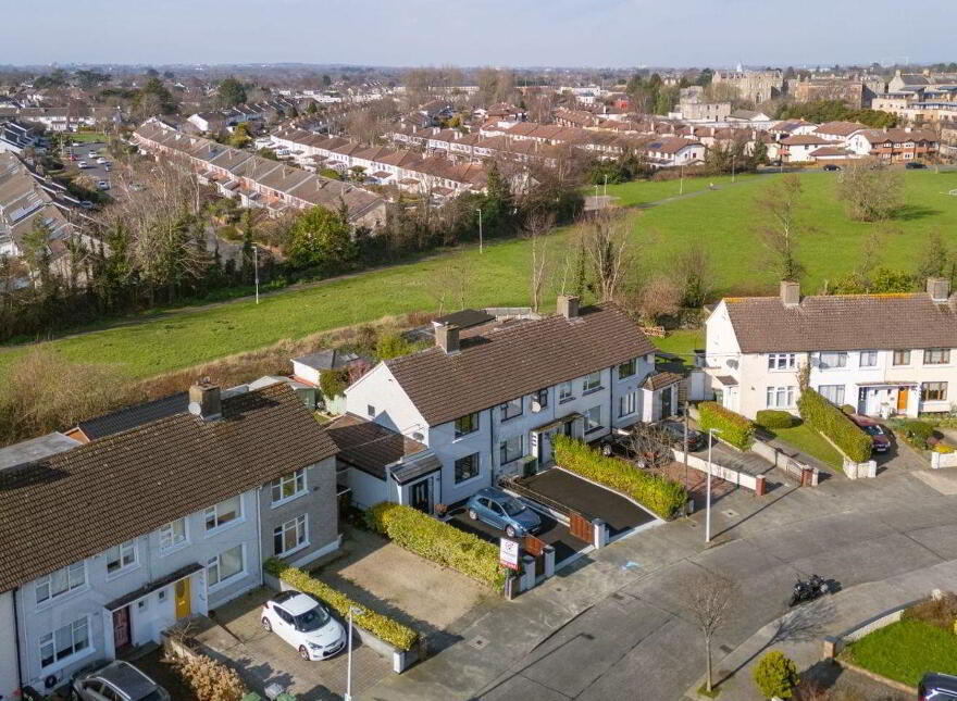 98 Loreto Avenue, Rathfarnham, Dublin 14, D14K8N9