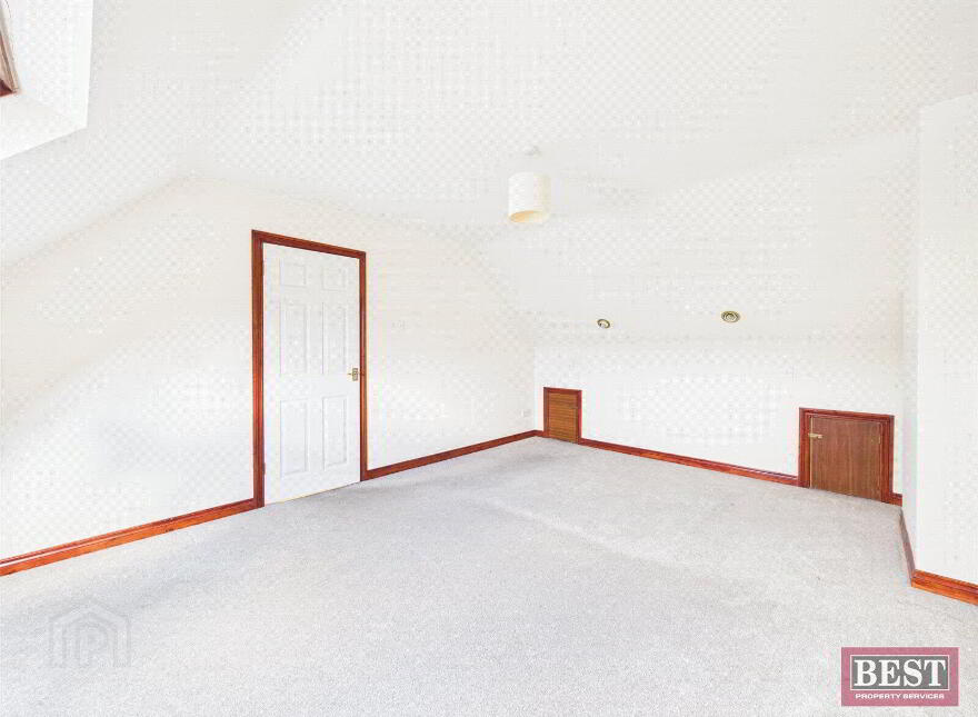 61 Carrickree, Warrenpoint, Newry, BT34 3FA