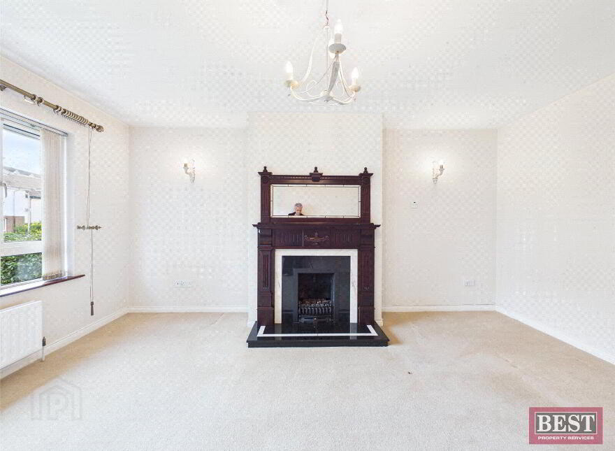 61 Carrickree, Warrenpoint, Newry, BT34 3FA