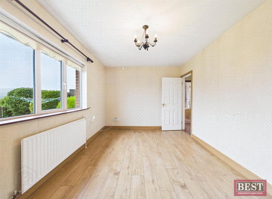 61 Carrickree, Warrenpoint, Newry, BT34 3FA