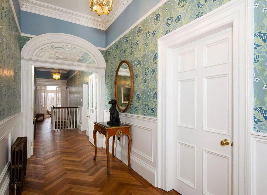 Saint Kilda, Sandycove Avenue East, Sandycove, A96D720