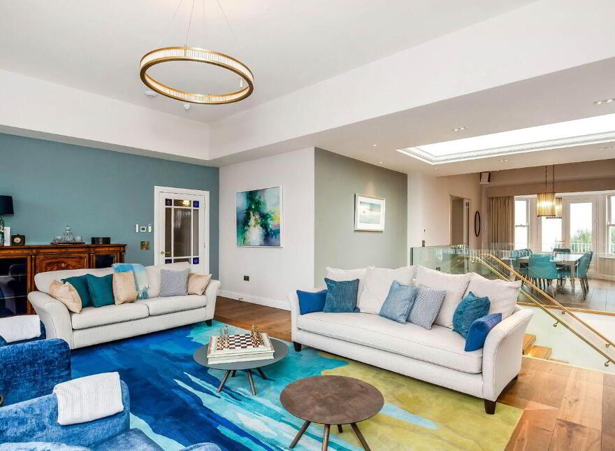 Saint Kilda, Sandycove Avenue East, Sandycove, A96D720