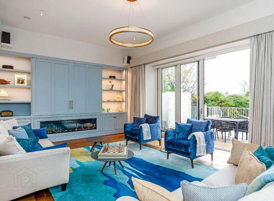 Saint Kilda, Sandycove Avenue East, Sandycove, A96D720
