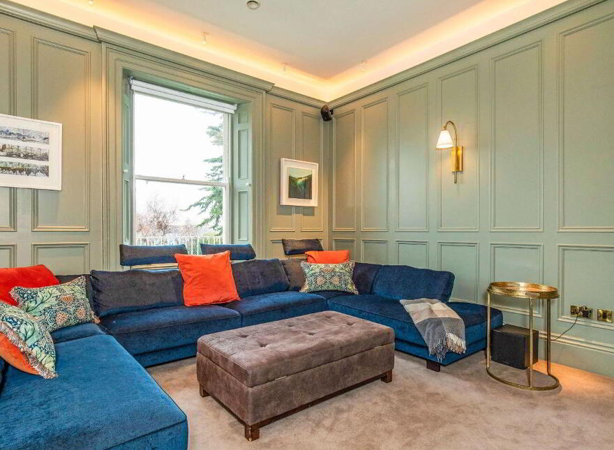 Saint Kilda, Sandycove Avenue East, Sandycove, A96D720