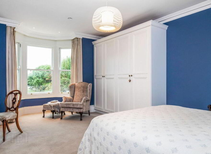 Saint Kilda, Sandycove Avenue East, Sandycove, A96D720