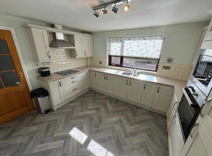 9 Windsor Park, Whitehead, BT38 9SQ