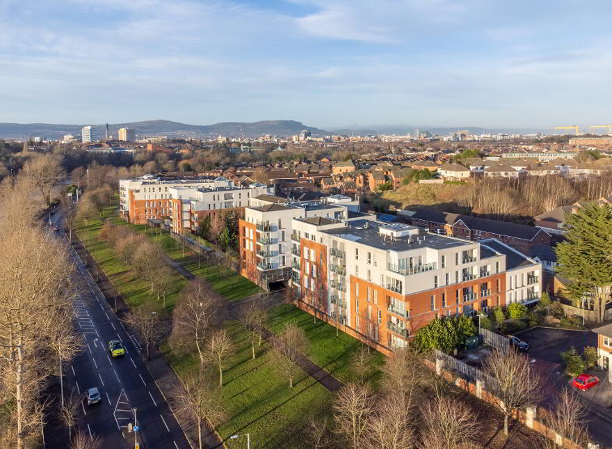 12 The Hull Building, Belfast, BT7 3NE