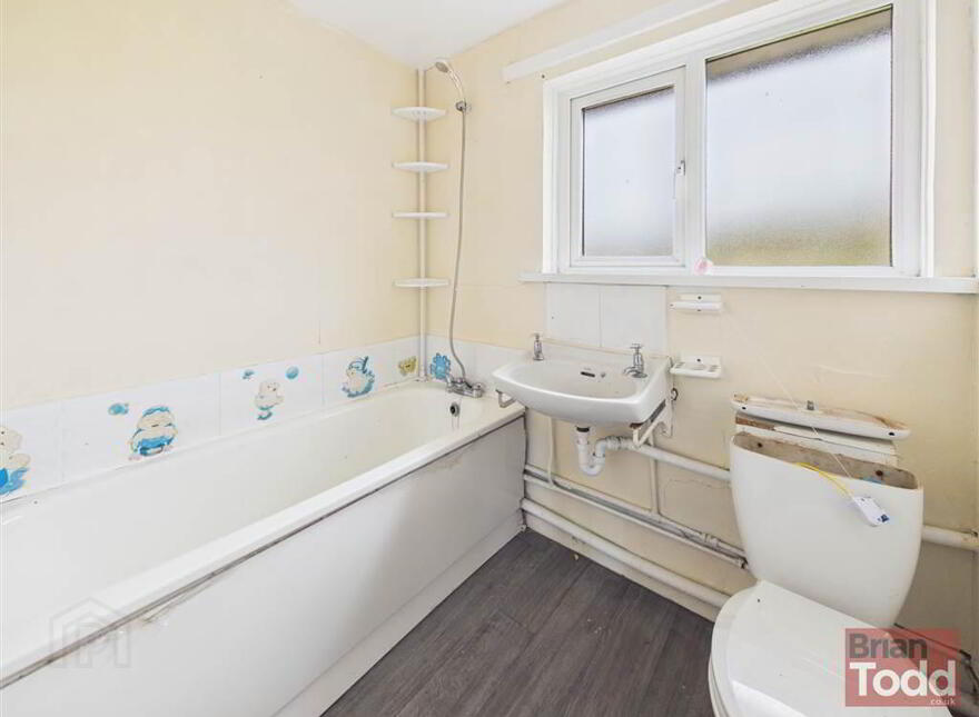 Seahill Road, Larne, BT40 1TJ