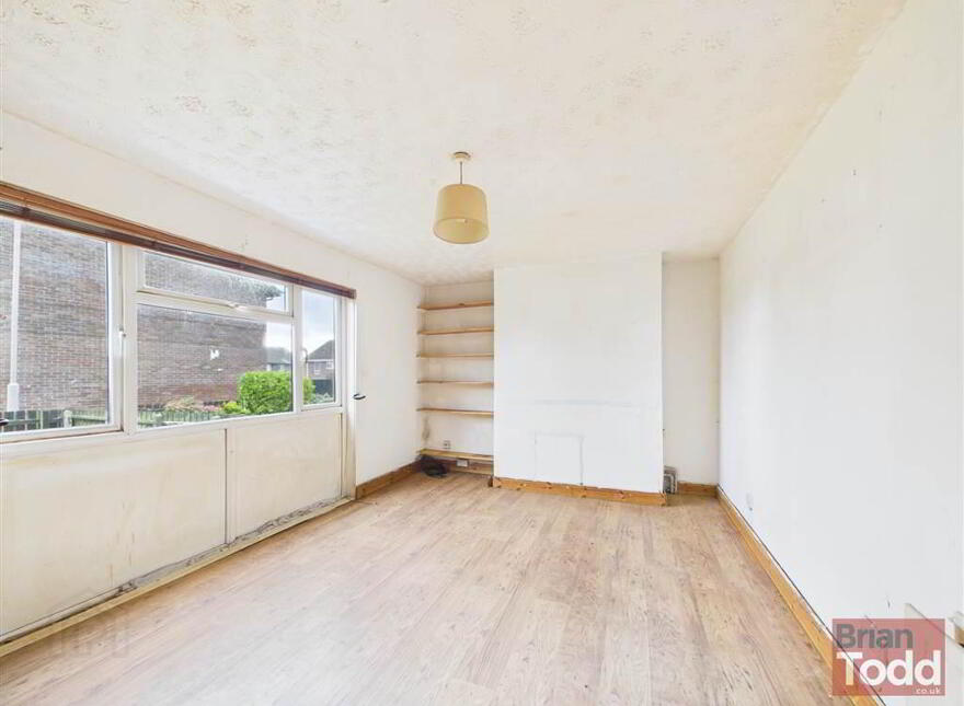 Seahill Road, Larne, BT40 1TJ