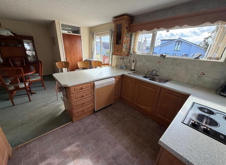 14 Brandon Grove, Bangor, BT19 7SN