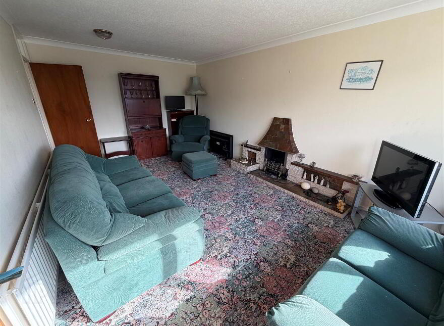 14 Brandon Grove, Bangor, BT19 7SN