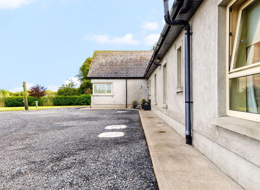 Tougher Road, Robertstown, W91T9C1