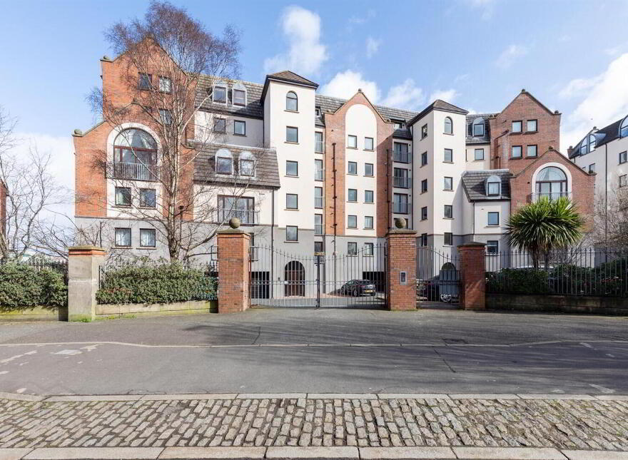 Apartment 29 St. Johns Wharf 1-3 Laganbank Road, Belfast, BT1 3LT