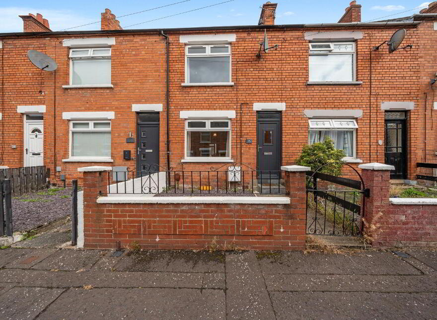 142 Greenville Road, Belfast, BT5 5JY