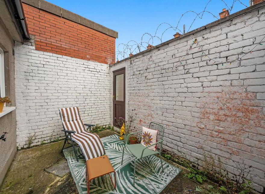 142 Greenville Road, Belfast, BT5 5JY