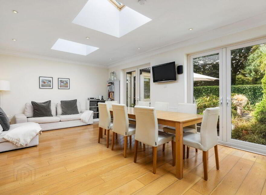 5 The Thicket, Hainault Road, Foxrock, Foxrock, D18V9R0